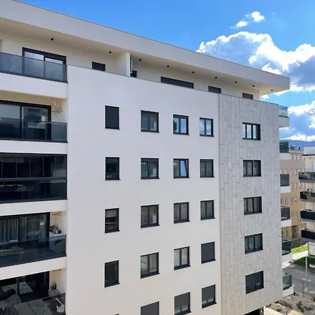 דירה Alpha באניה לוקה